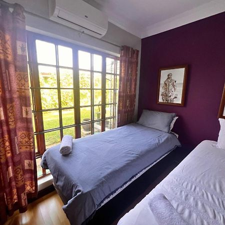 Ekhaya Guest House Балито Екстериор снимка