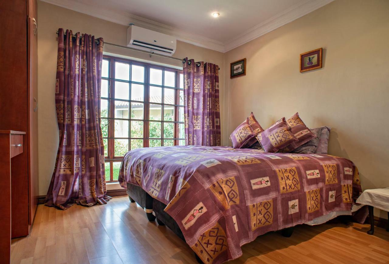 Ekhaya Guest House Балито Екстериор снимка
